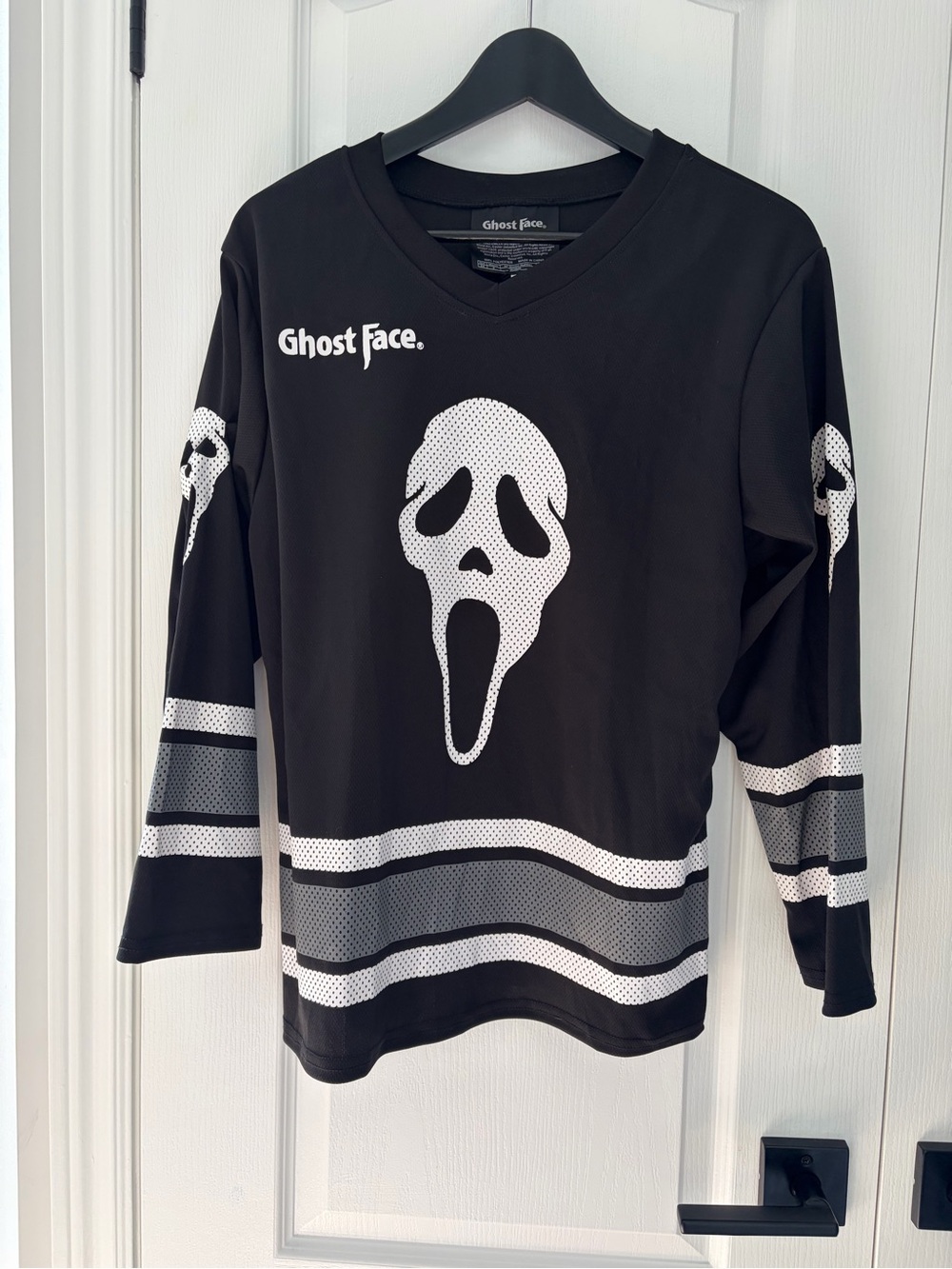 Ghost Face Kids Black Long-Sleeve Graphic Jersey Halloween Costume & Mask